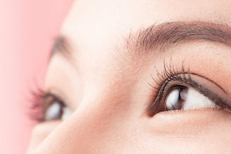 Schaden Lash Extensions den eigenen Wimpern?
