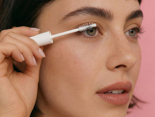 BOND GIRL – Wimpernkleber transparent