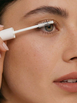BOND GIRL – Wimpernkleber transparent